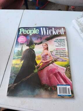 WICKED ARIANA GRANDE CYNTHIA ERIVO PEOPLE MAGAZINE 2024